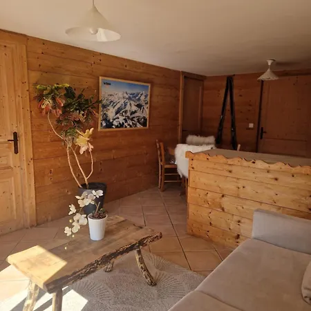 Chalet De *